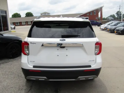 More photos of 2024 Ford Explorer XLT at Pettijohn Auto Center, MO
