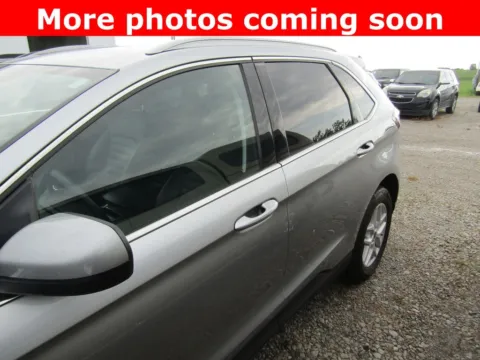 Photos of 2023 Ford Edge SEL for sale in Bethany, MO at Pettijohn Auto Center