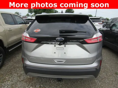 More photos of 2023 Ford Edge SEL at Pettijohn Auto Center, MO