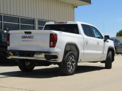 Another view of 2026 GMC Sierra 1500 SLE for sale in Bethany, MO at Pettijohn Auto Center