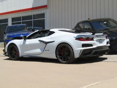 More photos of 2023 Chevrolet Corvette Z06 at Pettijohn Auto Center, MO