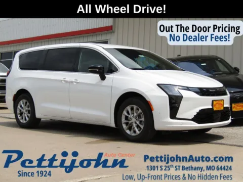 White 2027 Chrysler Pacifica Select for sale in Bethany, MO