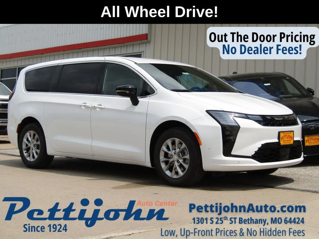 White 2027 Chrysler Pacifica Select for sale in Bethany, MO