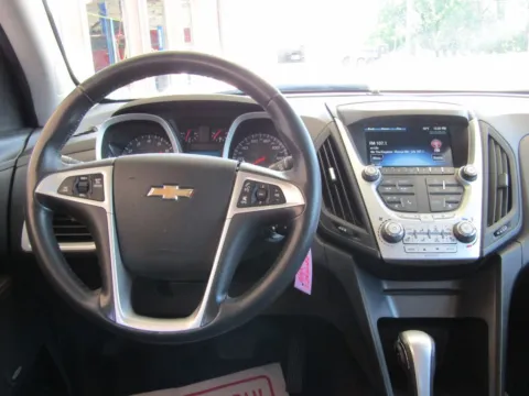 More photos of 2012 Chevrolet Equinox LT at Pettijohn Auto Center, MO