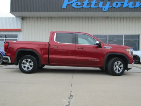 Photos of 2020 GMC Sierra 1500 SLE for sale in Bethany, MO at Pettijohn Auto Center