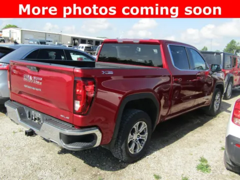 More photos of 2020 GMC Sierra 1500 SLE at Pettijohn Auto Center, MO