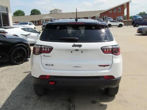 More photos of 2024 Jeep Compass Trailhawk at Pettijohn Auto Center, MO