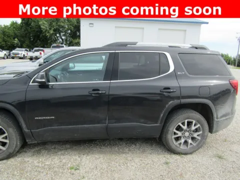 Photos of 2020 GMC Acadia SLT for sale in Bethany, MO at Pettijohn Auto Center
