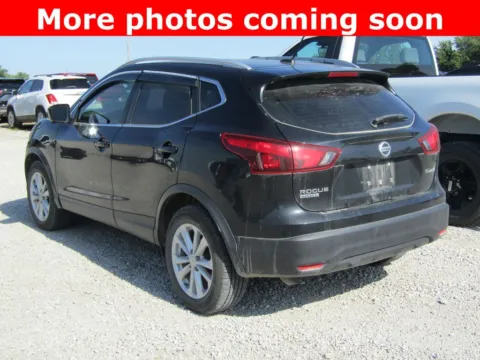 Another view of 2017 Nissan Rogue Sport SL for sale in Bethany, MO at Pettijohn Auto Center