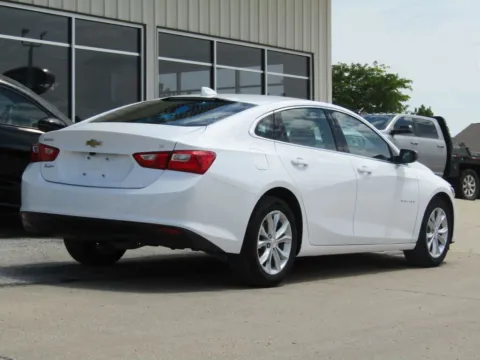 Another view of 2023 Chevrolet Malibu LT for sale in Bethany, MO at Pettijohn Auto Center