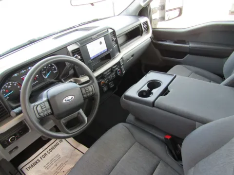 More photos of 2025 Ford F-350SD XL at Pettijohn Auto Center, MO