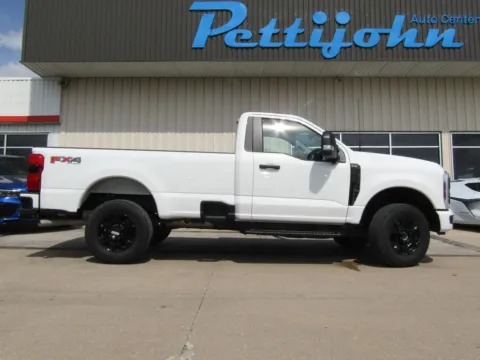 Photos of 2025 Ford F-350SD XL for sale in Bethany, MO at Pettijohn Auto Center