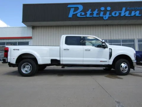 Photos of 2026 Ford F-350SD for sale in Bethany, MO at Pettijohn Auto Center