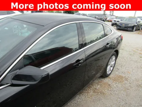 Photos of 2023 Chevrolet Malibu LT for sale in Bethany, MO at Pettijohn Auto Center