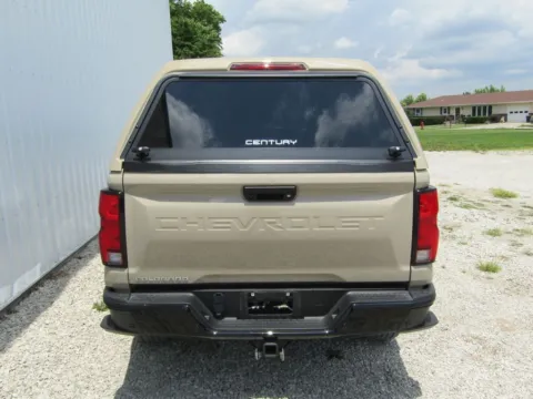 More photos of 2023 Chevrolet Colorado Z71 at Pettijohn Auto Center, MO