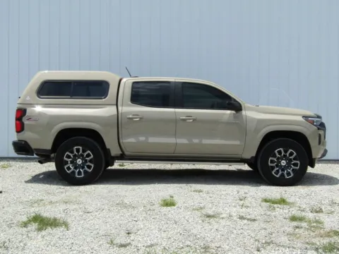 Photos of 2023 Chevrolet Colorado Z71 for sale in Bethany, MO at Pettijohn Auto Center