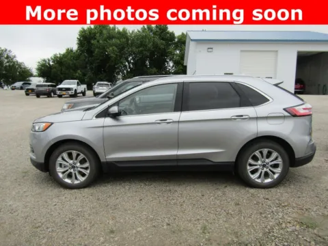 Photos of 2020 Ford Edge Titanium for sale in Bethany, MO at Pettijohn Auto Center