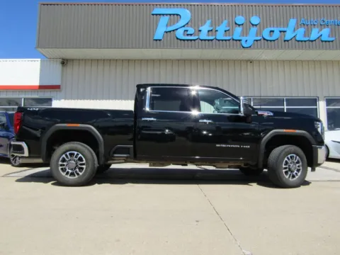 Photos of 2025 GMC Sierra 2500HD SLT for sale in Bethany, MO at Pettijohn Auto Center