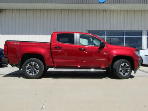 Photos of 2021 Chevrolet Colorado Z71 for sale in Bethany, MO at Pettijohn Auto Center