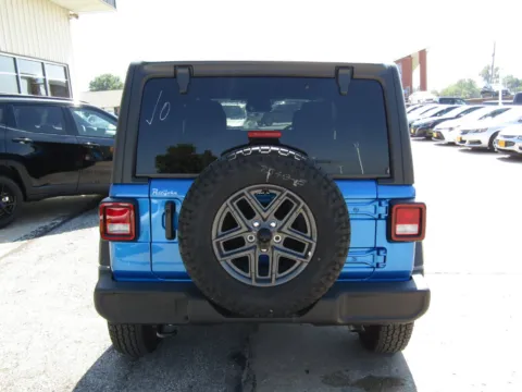 More photos of 2026 Jeep Wrangler Sport RHD at Pettijohn Auto Center, MO