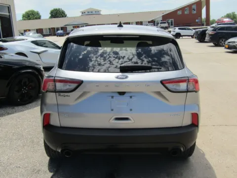 More photos of 2021 Ford Escape SE at Pettijohn Auto Center, MO