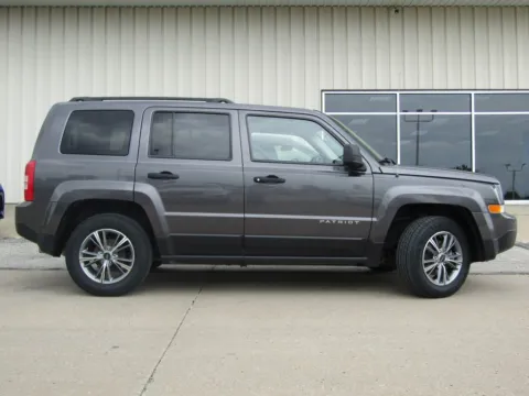 Photos of 2015 Jeep Patriot Sport for sale in Bethany, MO at Pettijohn Auto Center