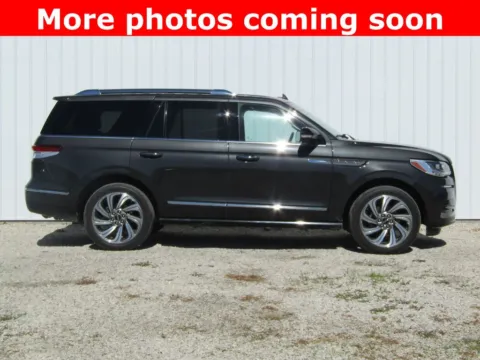 Photos of 2023 Lincoln Navigator Reserve for sale in Bethany, MO at Pettijohn Auto Center
