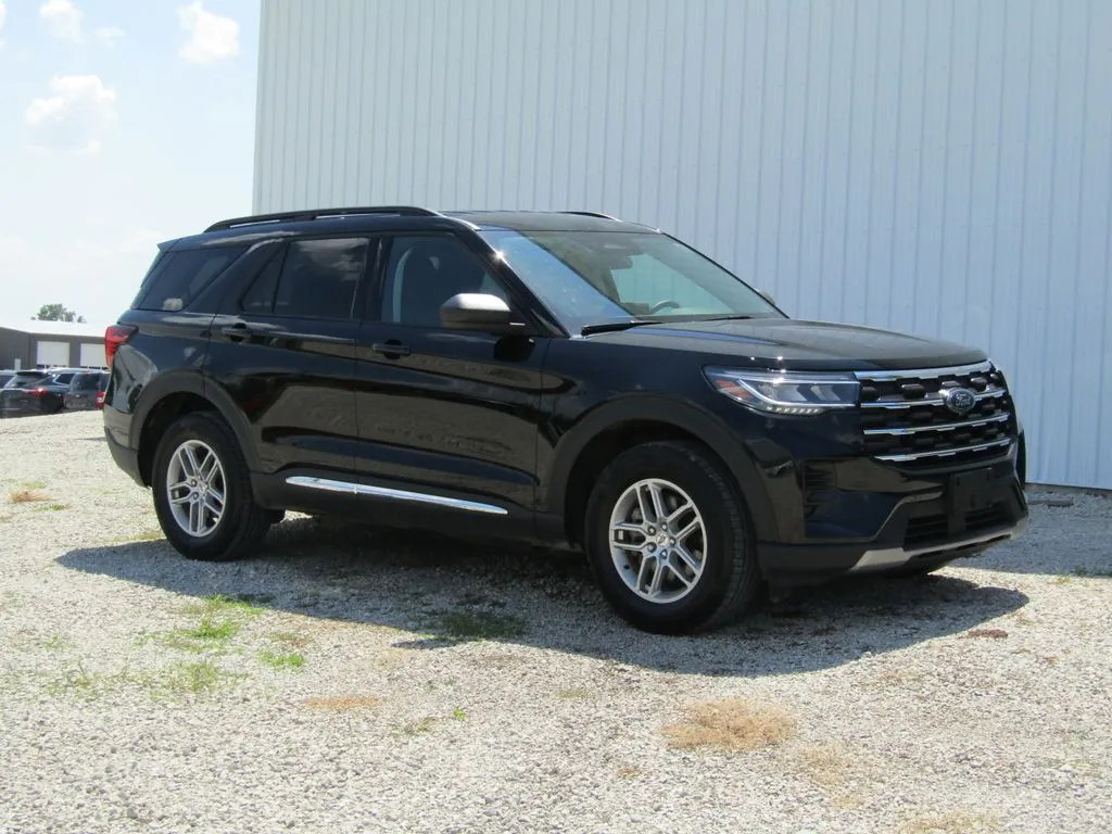 Black 2025 Ford Explorer Active for sale in Bethany, MO