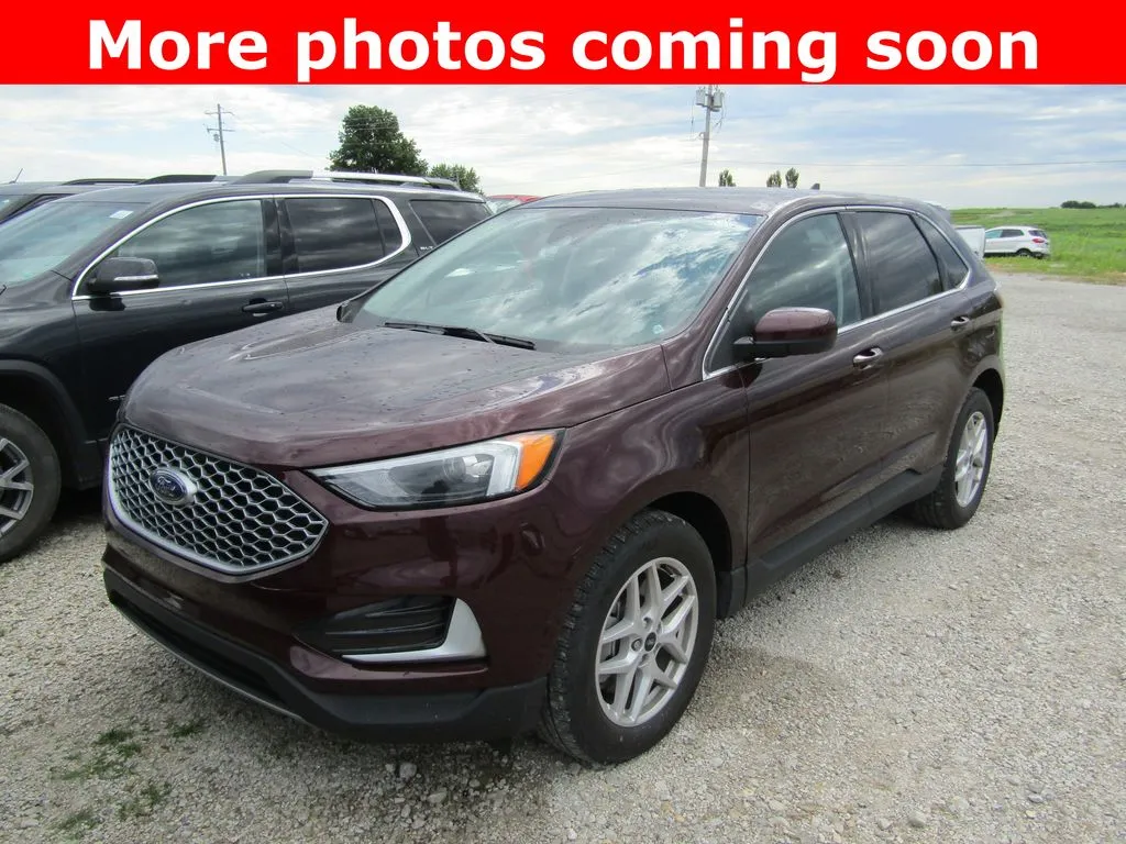 Used 2024 Ford Edge SEL with VIN 2FMPK4J95RBA40529 for sale in Kansas City