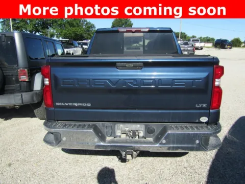 More photos of 2020 Chevrolet Silverado 1500 LTZ at Pettijohn Auto Center, MO