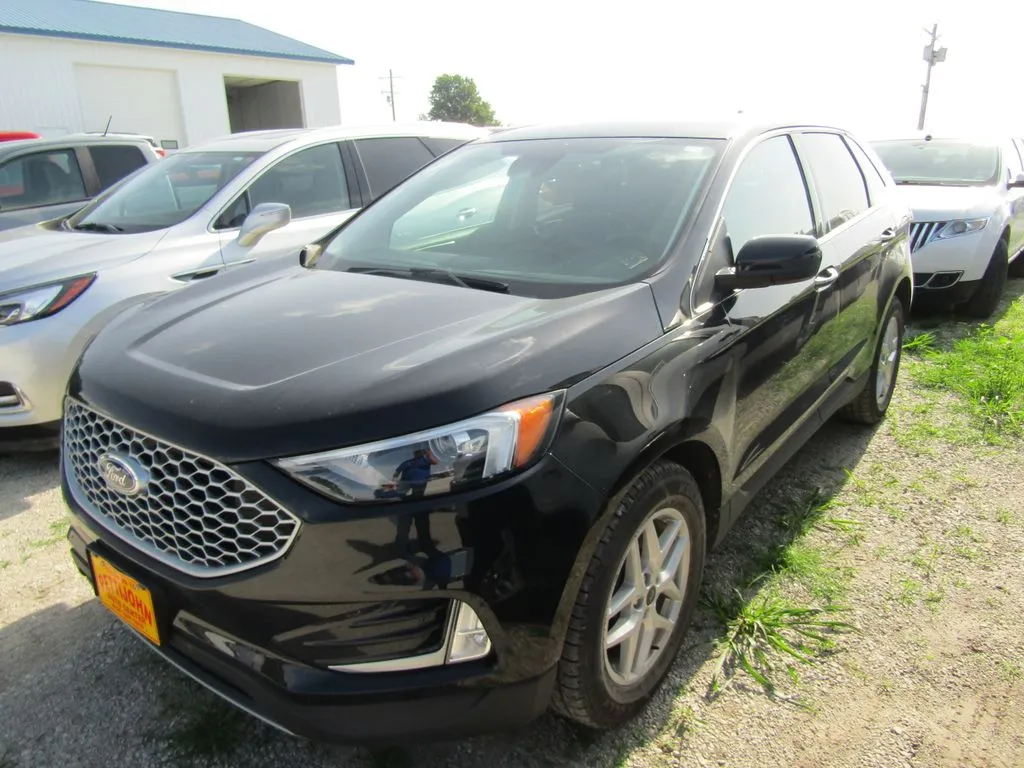 Used 2024 Ford Edge SEL with VIN 2FMPK4J90RBA40339 for sale in Kansas City