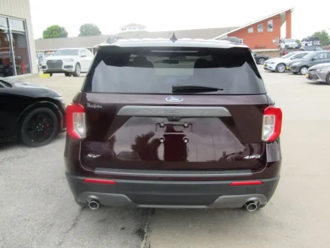 More photos of 2023 Ford Explorer XLT at Pettijohn Auto Center, MO