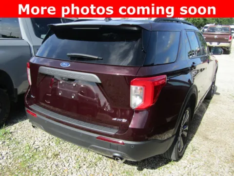 More photos of 2023 Ford Explorer XLT at Pettijohn Auto Center, MO