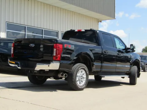 Another view of 2022 Ford F-250SD XLT for sale in Bethany, MO at Pettijohn Auto Center