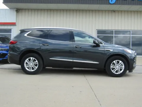 Photos of 2019 Buick Enclave Essence for sale in Bethany, MO at Pettijohn Auto Center