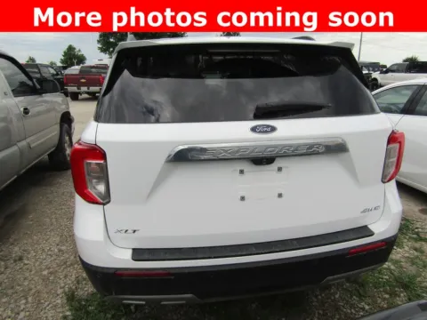 More photos of 2023 Ford Explorer XLT at Pettijohn Auto Center, MO