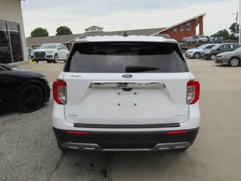 More photos of 2023 Ford Explorer XLT at Pettijohn Auto Center, MO