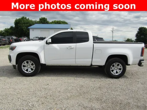 Photos of 2021 Chevrolet Colorado LT for sale in Bethany, MO at Pettijohn Auto Center