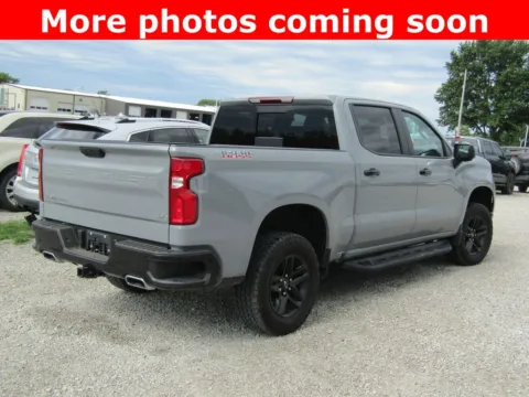 More photos of 2024 Chevrolet Silverado 1500 LT Trail Boss at Pettijohn Auto Center, MO