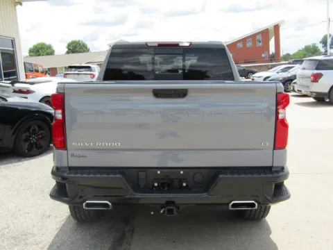 More photos of 2024 Chevrolet Silverado 1500 LT Trail Boss at Pettijohn Auto Center, MO