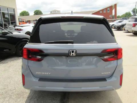 More photos of 2025 Honda Odyssey Sport-L at Pettijohn Auto Center, MO