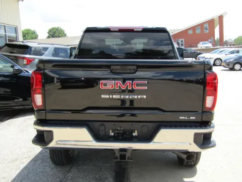 More photos of 2026 GMC Sierra 2500HD SLE at Pettijohn Auto Center, MO