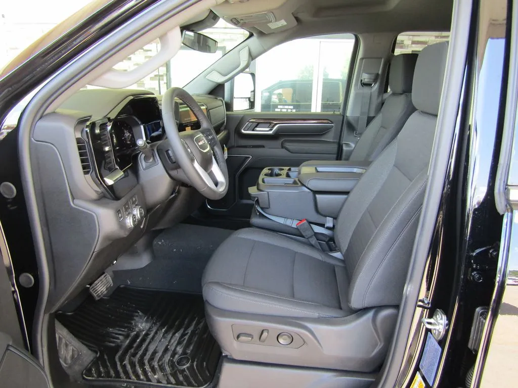 2026 GMC Sierra 2500HD SLE - Photo 23