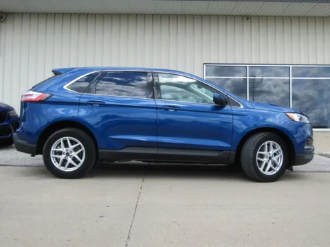 Photos of 2023 Ford Edge SEL for sale in Bethany, MO at Pettijohn Auto Center