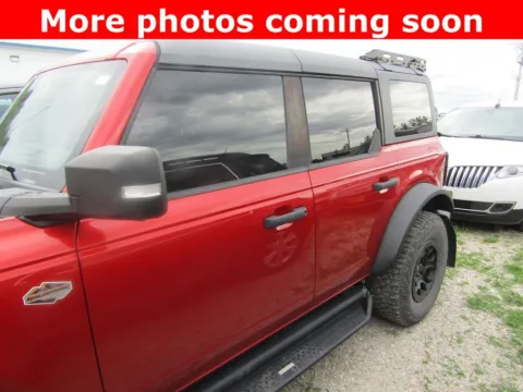 Photos of 2023 Ford Bronco Wildtrak for sale in Bethany, MO at Pettijohn Auto Center