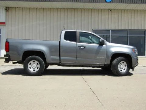 Photos of 2018 Chevrolet Colorado Work Truck for sale in Bethany, MO at Pettijohn Auto Center