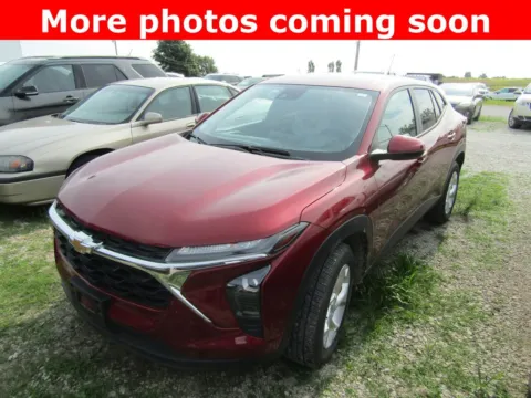 Red 2024 Chevrolet Trax LS for sale in Bethany, MO
