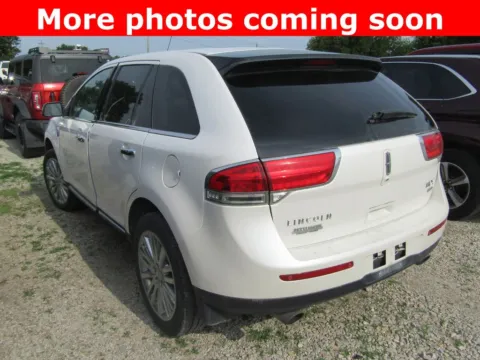 Another view of 2012 Lincoln MKX for sale in Bethany, MO at Pettijohn Auto Center