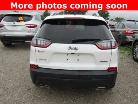 More photos of 2021 Jeep Cherokee Latitude Lux at Pettijohn Auto Center, MO