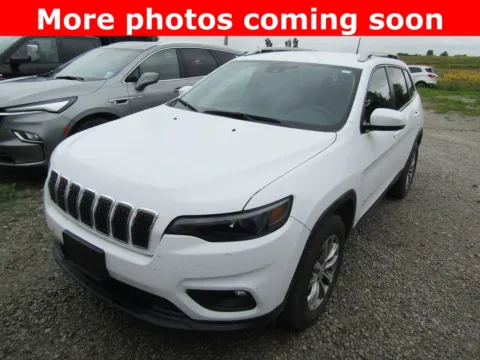 White 2021 Jeep Cherokee Latitude Lux for sale in Bethany, MO
